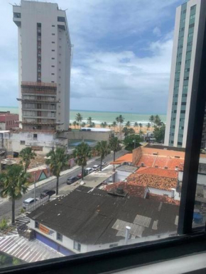 Excelente FLAT/PRAIA PINA
